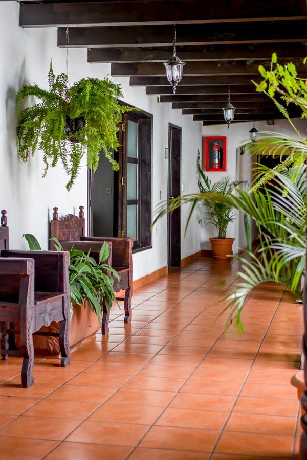 Hotel Villa Real Antigua Exterior photo